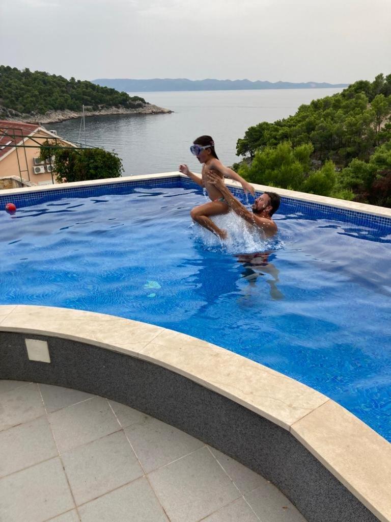 Villa Casabianca Milna  Bagian luar foto