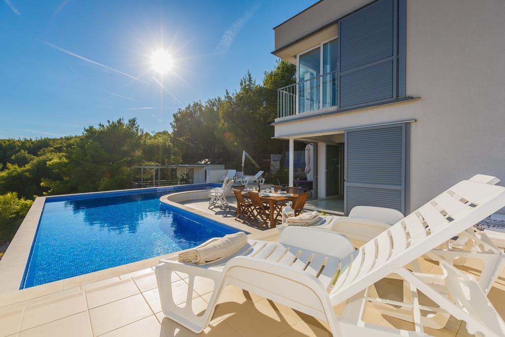 Villa Casabianca Milna  Bagian luar foto