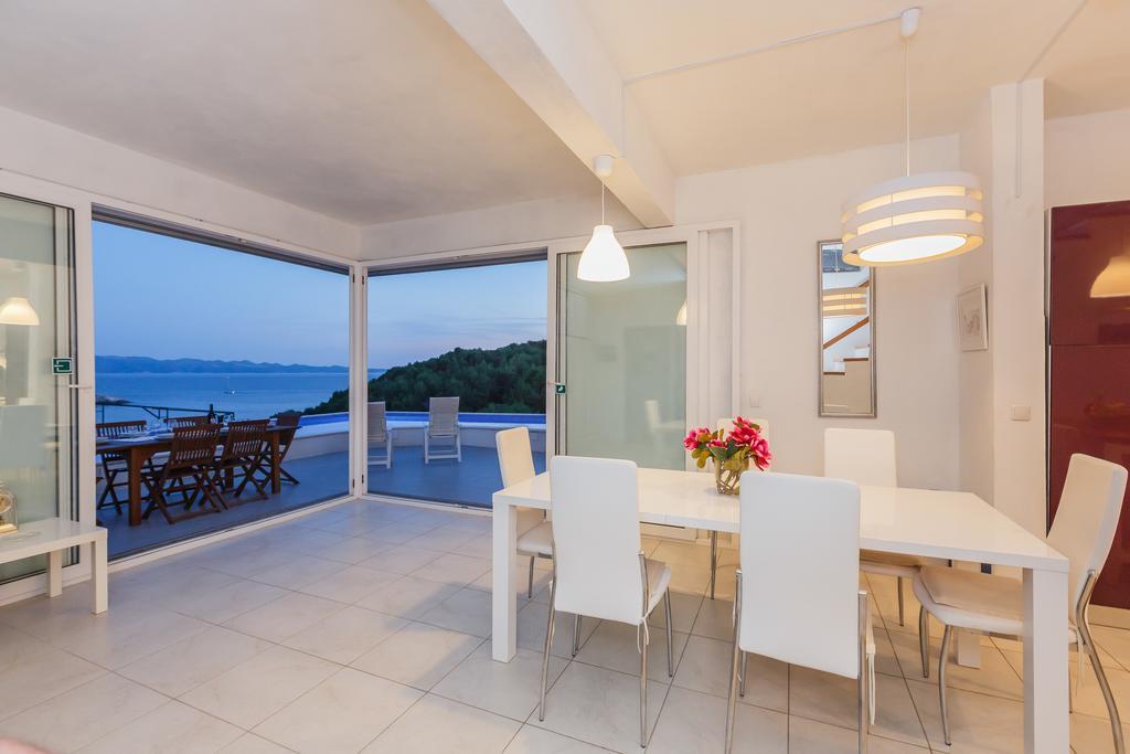Villa Casabianca Milna  Bagian luar foto