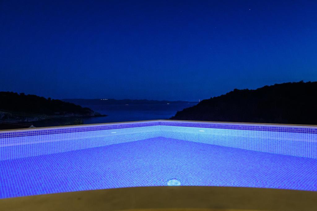 Villa Casabianca Milna  Bagian luar foto