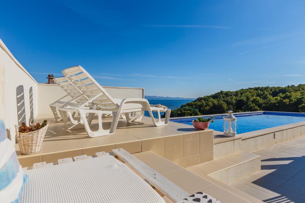Villa Casabianca Milna  Bagian luar foto